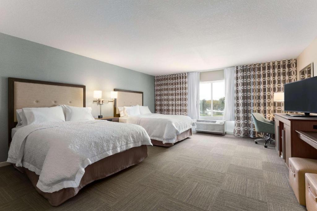 Hampton Hotel 2*